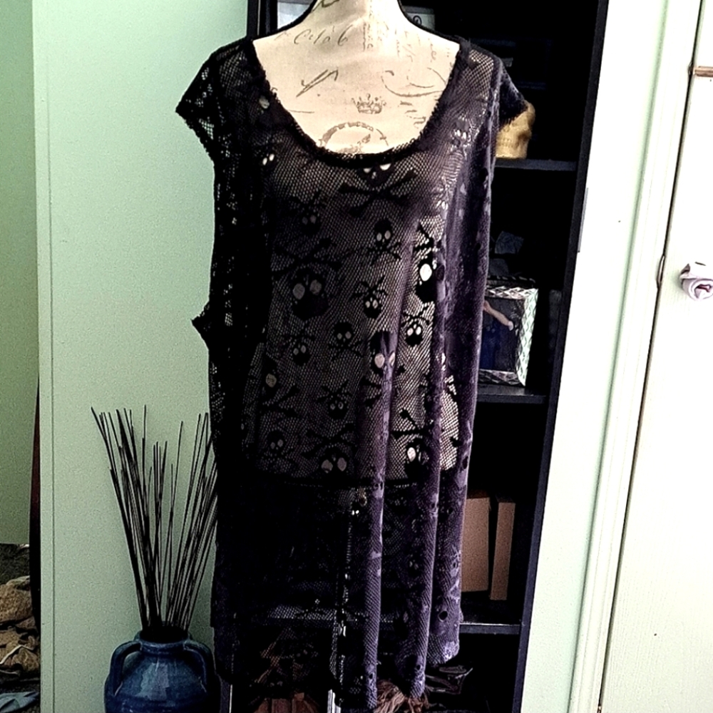 Tripp NYC Black Lace Top 5 HT